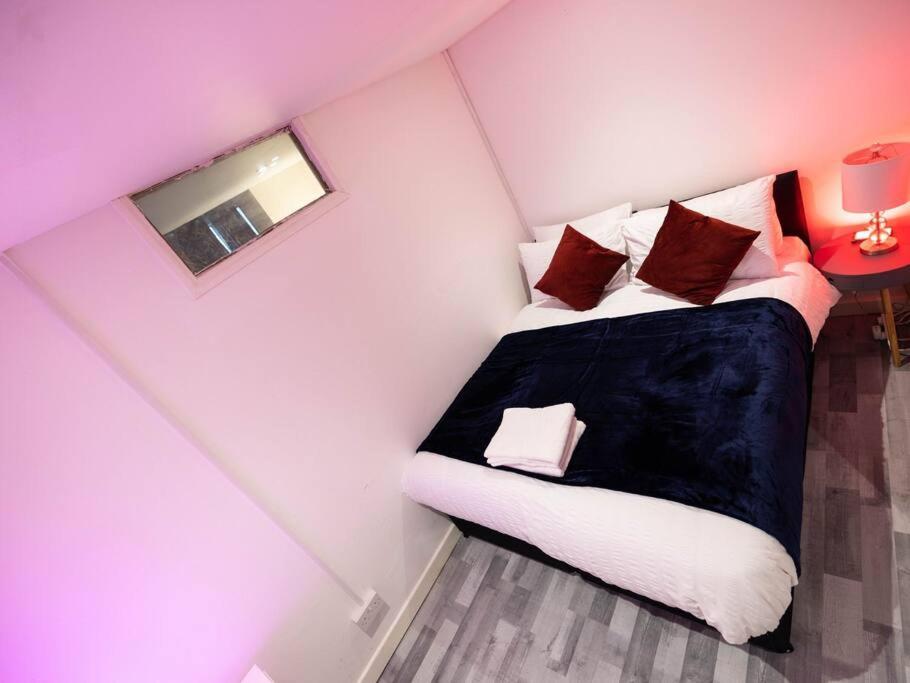 1 Bedroom-Sofabed-Worktable-4-Wifi-Parking London Exterior photo